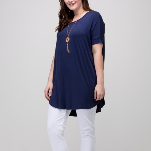 PLUS Piko Loose Fit Tunic - Picture 3 of 4